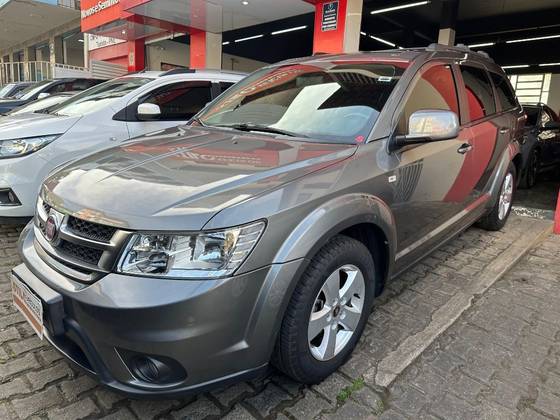 FIAT FREEMONT 2.4 PRECISION 16V GASOLINA 4P AUTOMÁTICO